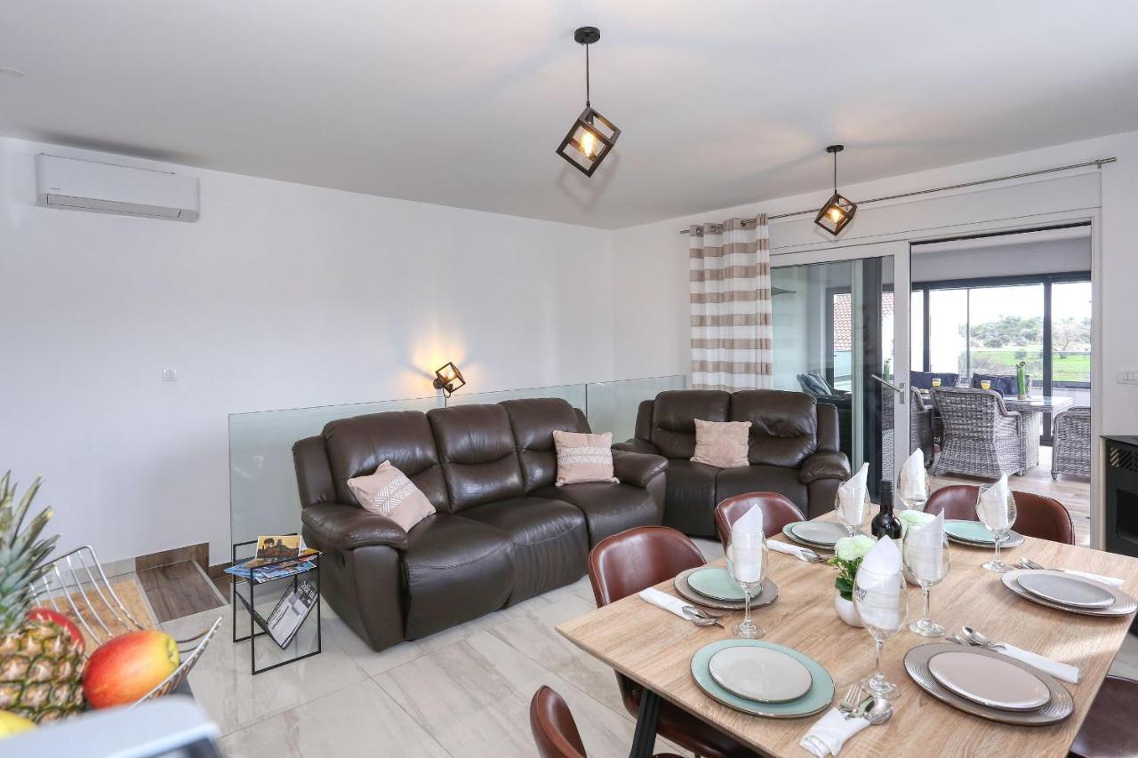 Luxury Apartment Isabell Zaton  Eksteriør bilde