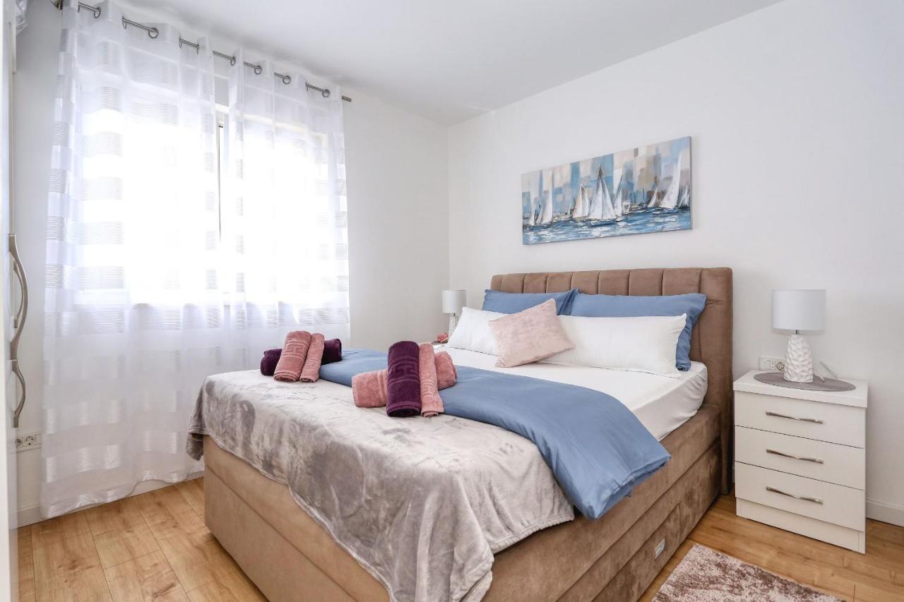 Luxury Apartment Isabell Zaton  Eksteriør bilde